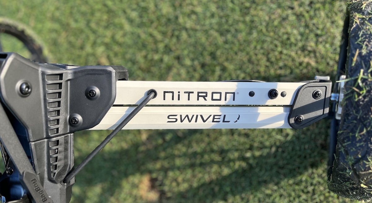 Bag Boy Nitron Swivel axle